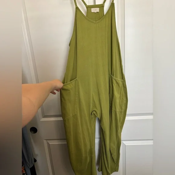 Green Wide Leg Jumpsuit - Picture 2 of 3
